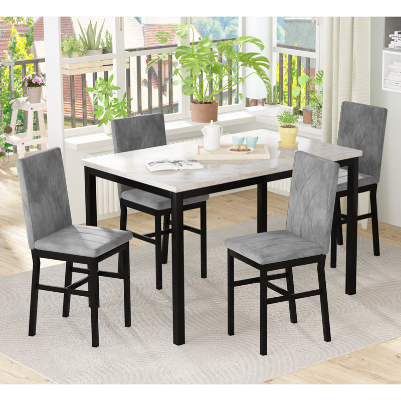  Ensemble de table de salle à manger pour 4 personnes, table de cuisine en faux marbre avec 4 chaises en velours, ensembles de cuisine et de salle à manger modernes pour salle à manger, appartement, restaurant, beige et rayures grises