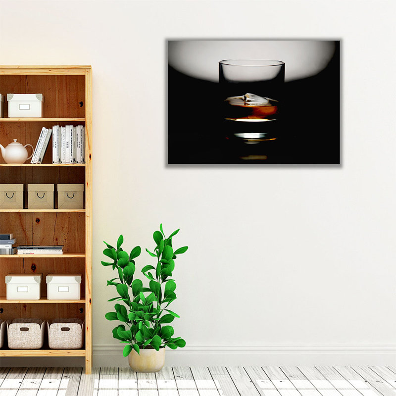 Scotch and Ice 1, noir et blanc - reproduction d'art sur toile, H 18 po x l 24 po