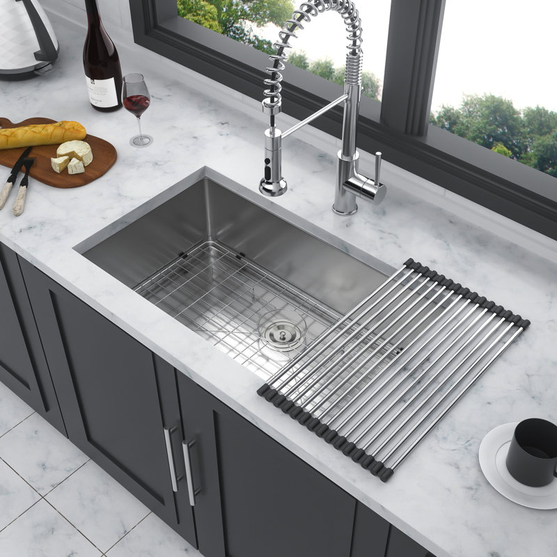 Évier en acier inoxydable encastrable de 10 pouces de profondeur - 33 x 19 avec finition et prévention de la condensation 33 - Cuvette simple 19 x 10