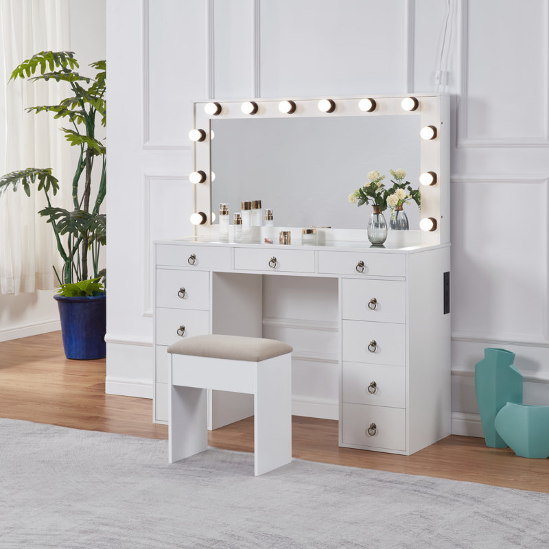Coiffeuse à 11 tiroirs avec lumières Bononia