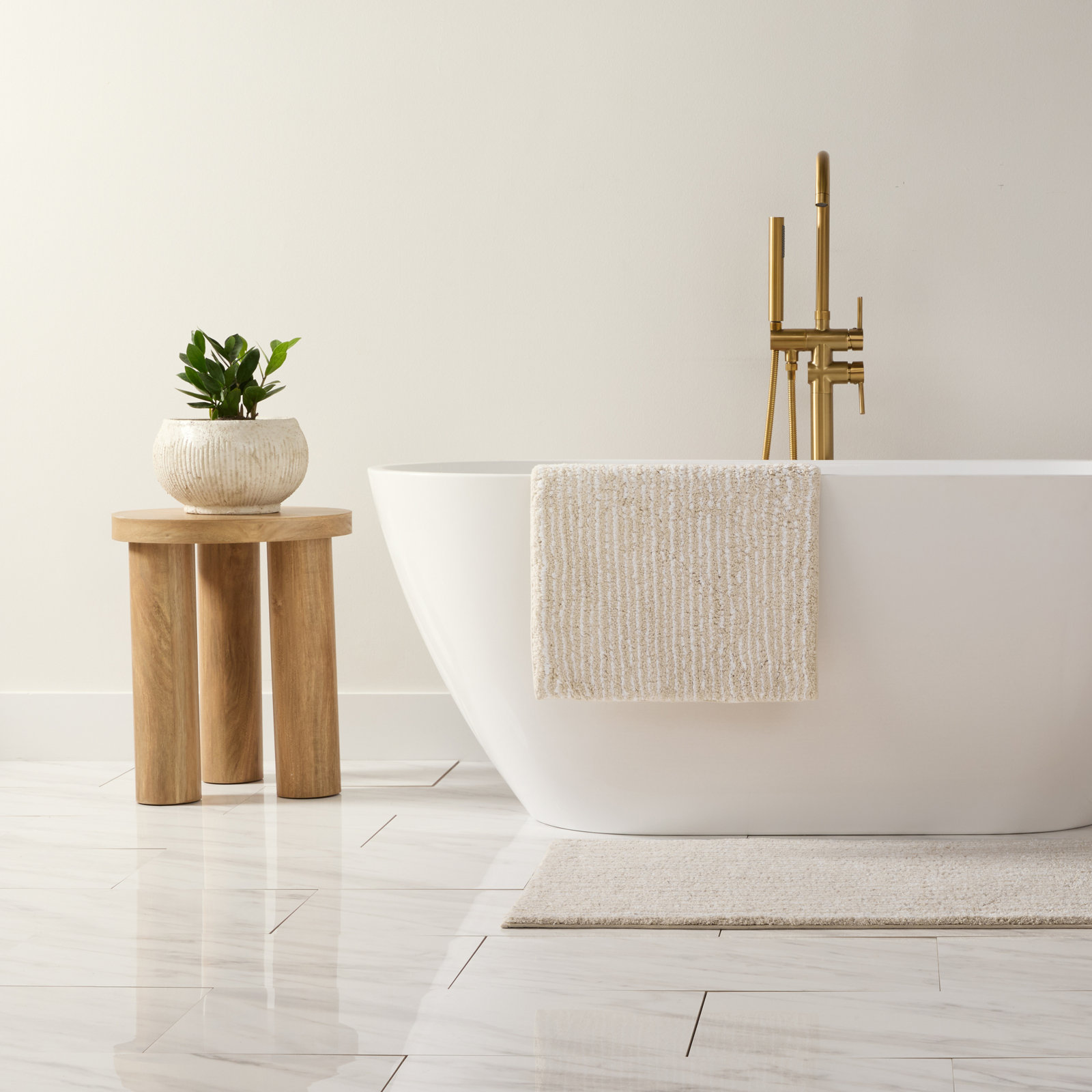 Pinstripe Cotton Bath Mat, Natural, 34 in x 21 in