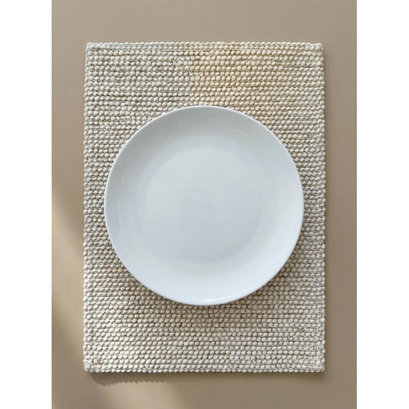 Cape Blue Pebble Beach Indoor Outdoor Placemat, Green