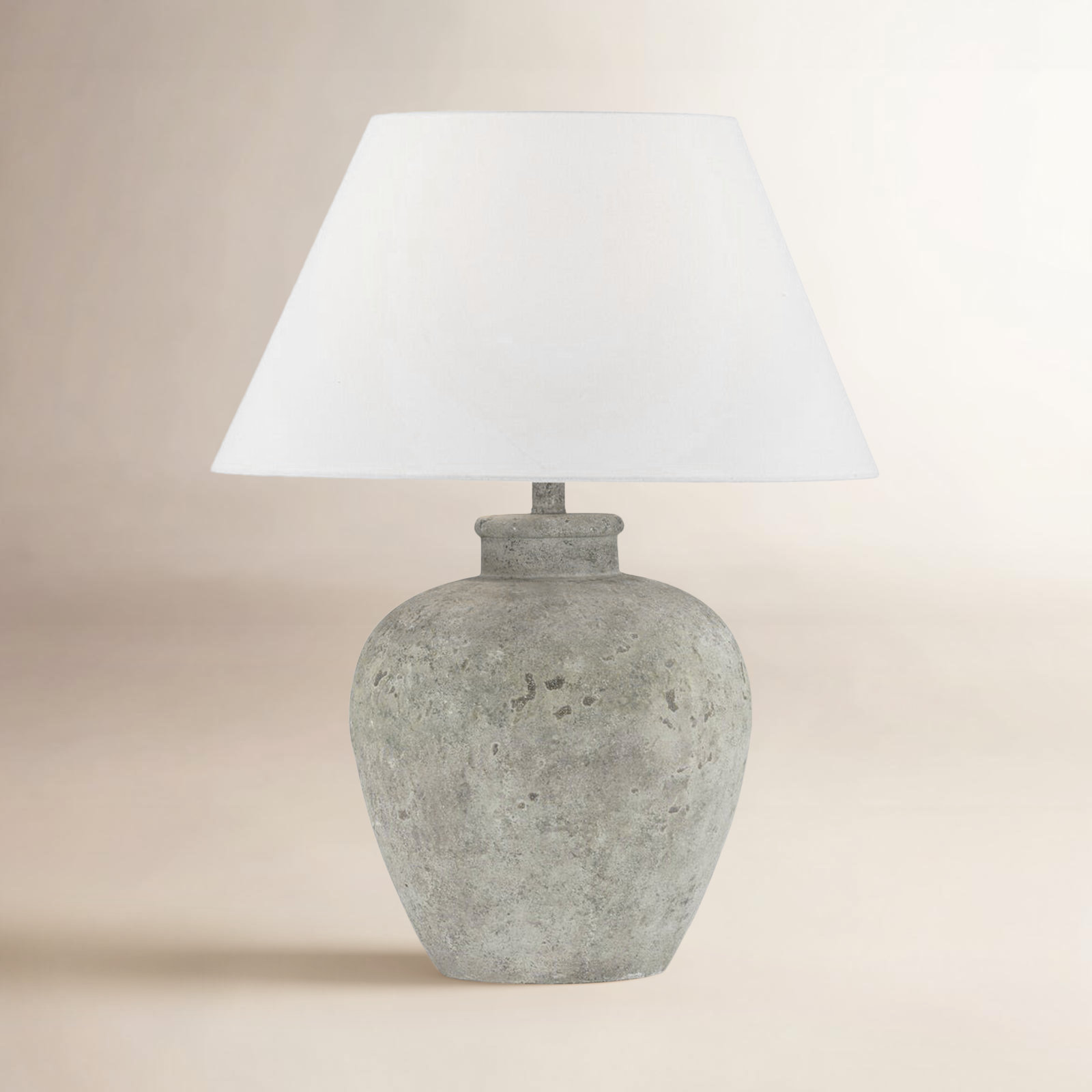 Fulgence Resin Table Lamp