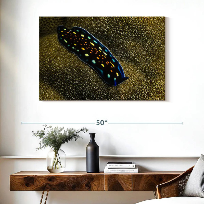 Linda's Flatworm, 26" H x 39" W