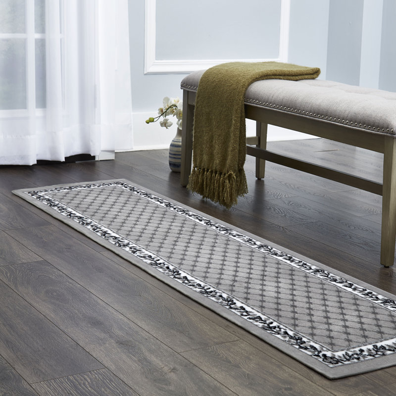 Modena Floral Indoor Rug, Runner 1'9" x 7'2"