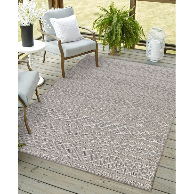 Tapis d'intérieur / extérieur gris Navarra, Rectangle 5 pi 3 po x 7 pi 6 po