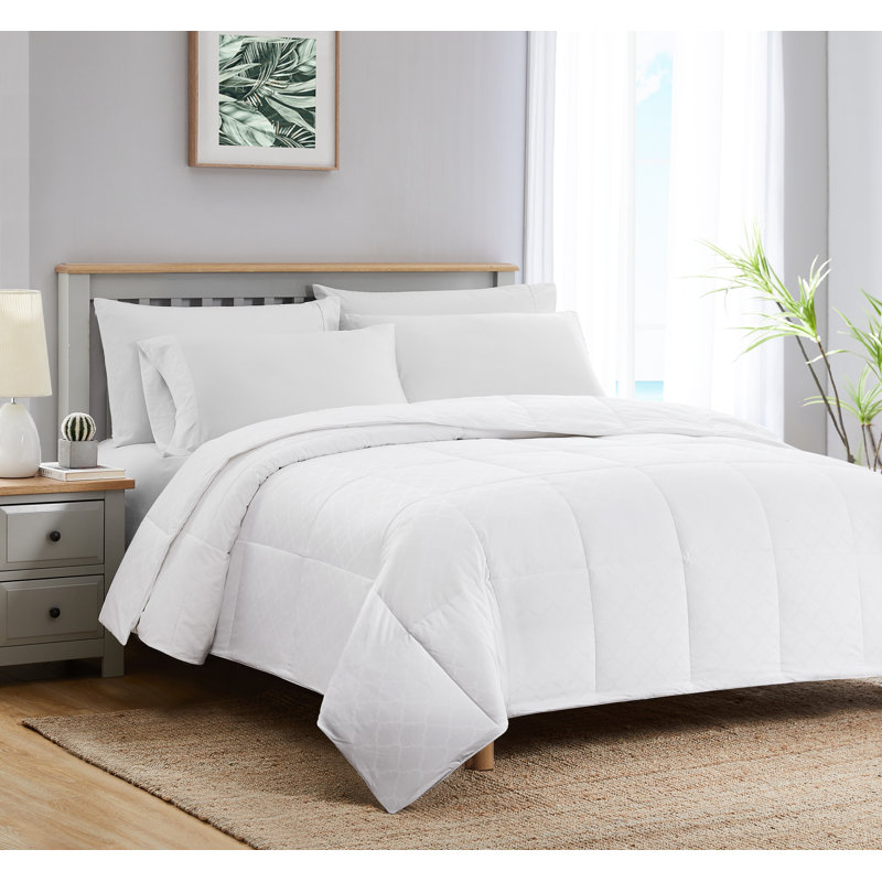 All Season Down Alternative Comforter, Queen