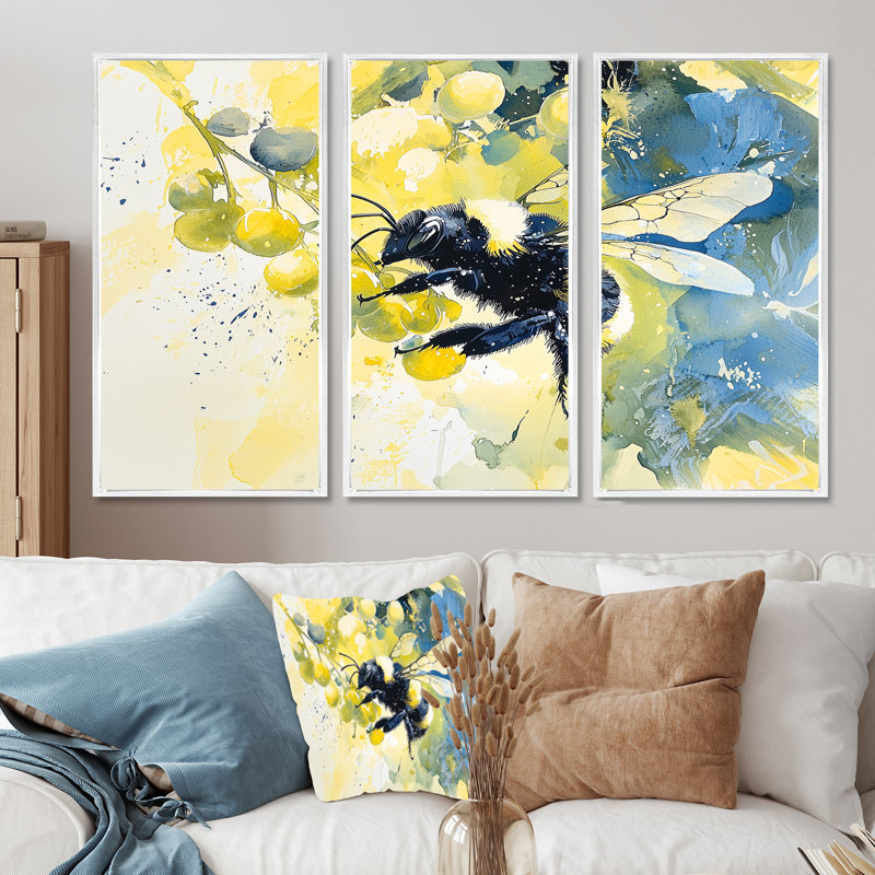 Busy Wings Bee Watercolor - ensemble d'art mural abeille, 28" H x 36" W, Reproduction avec cadre flottant, Blanc