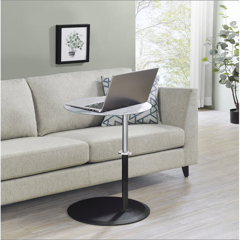 Table de bout Orbit 15,5 po avec plateau en marbre texturé à hauteur ajustable