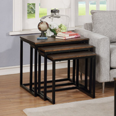 Tables gigognes Hensley