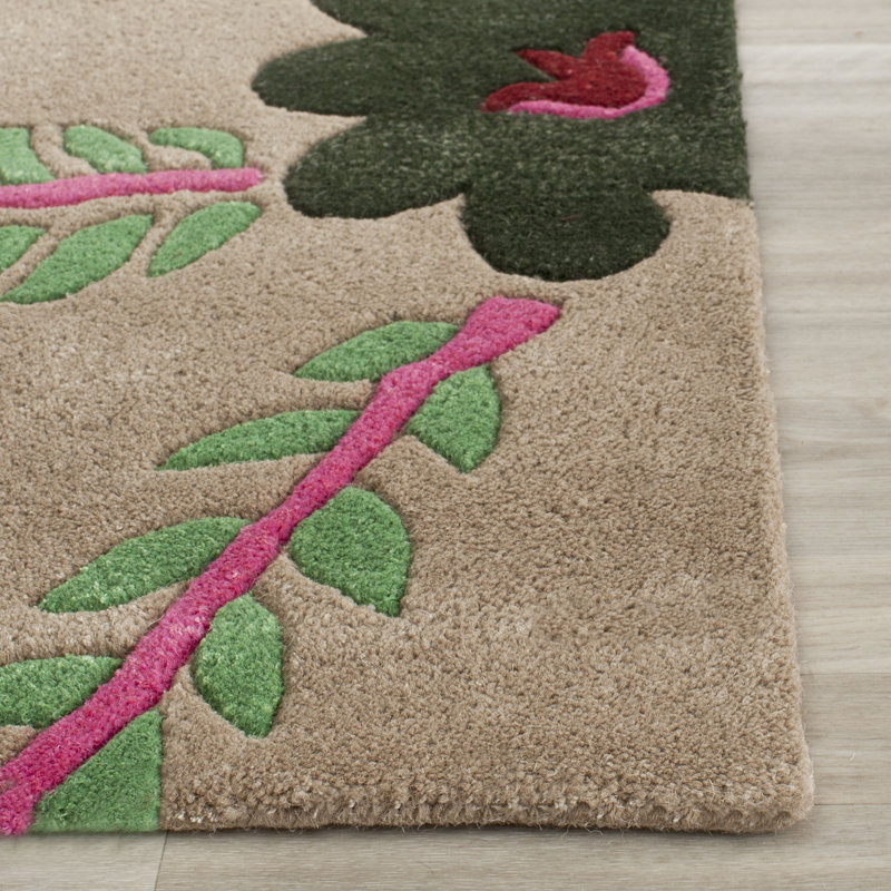 Bella 48" x 31" Multicolor Hand-Tufted Wool Area Rug