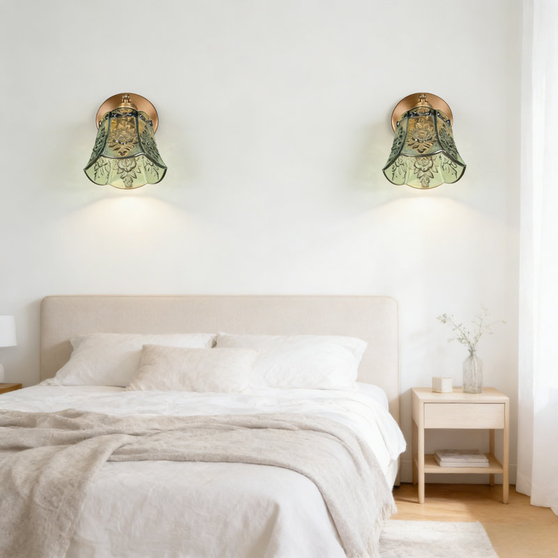 5.7-Inch Exquisite Retro Carved Green Wall Lamp (Including Warm Light Source)