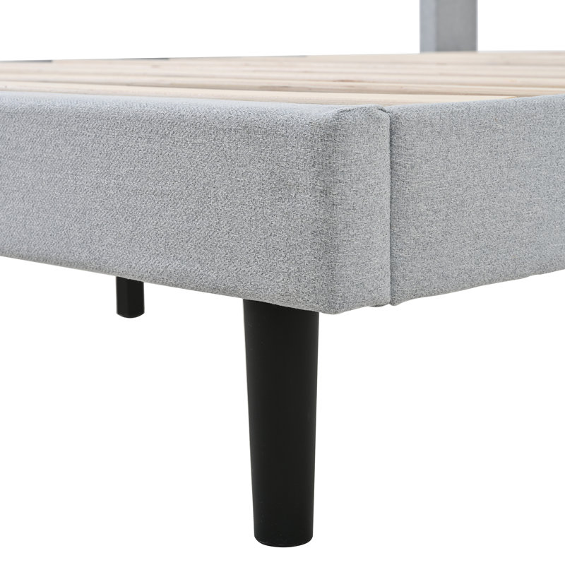 Structure de lit plateforme avec tête de lit tapissier à oreilles, support de lattes en bois robuste pleine grandeur, assemblage facile, gris clair
