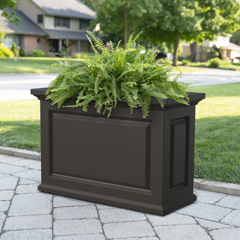 Nantucket Resin Trough Planter with Water Reservoir, Espresso