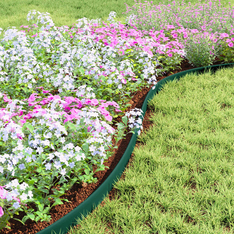 Plastic Lawn Edging, 5cm H x 1000cm W, Green