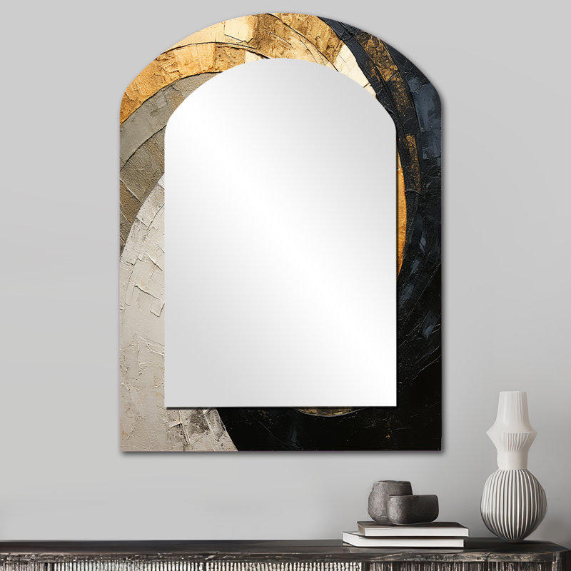 Beige Spiral Poteries I - miroir à forme unique en spirale abstraite, 34 po x 25 po