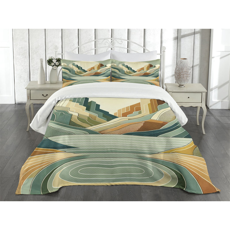 Abstract Coverlet, King Coverlet / Bedspread + 2 Standard Shams