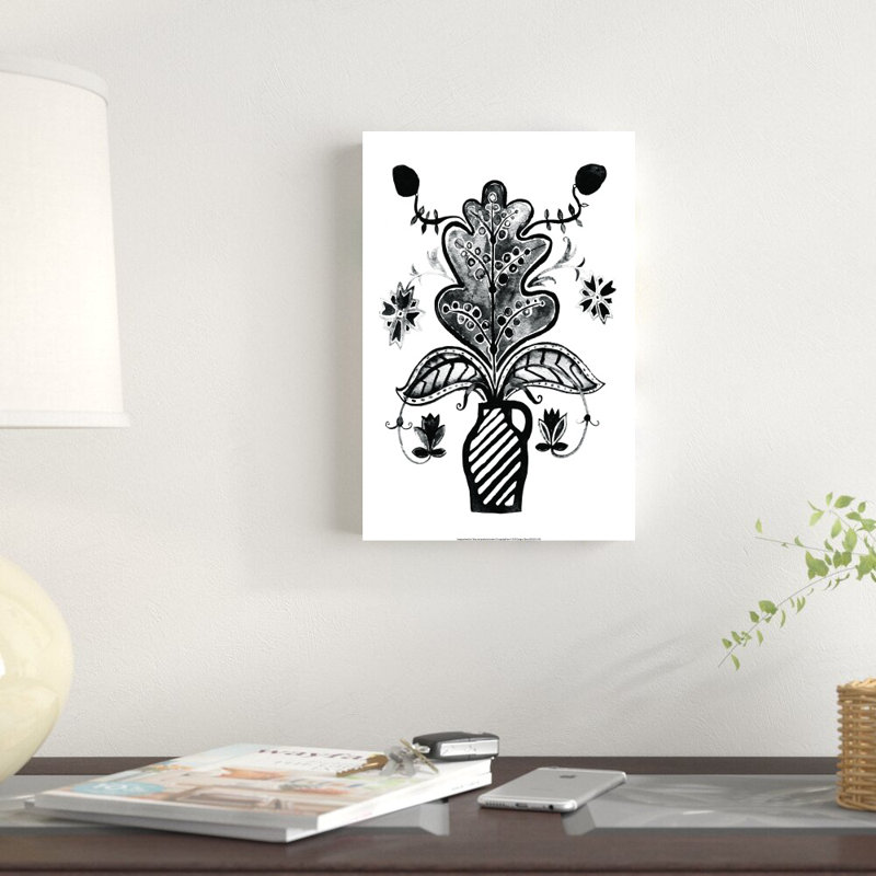 Fleurs noires et blanches dans un vase - impression, H 12 po x l 8 po