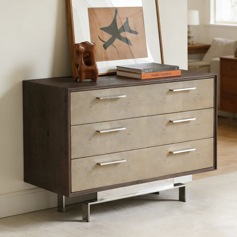 Modern Minimalist Style Accent Chest