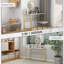 Bureau de maquillage moderne avec miroir, coiffeuse avec rangement ouvert, finition en faux marbre et structure en acier pour la chambre à coucher, blanc et doré