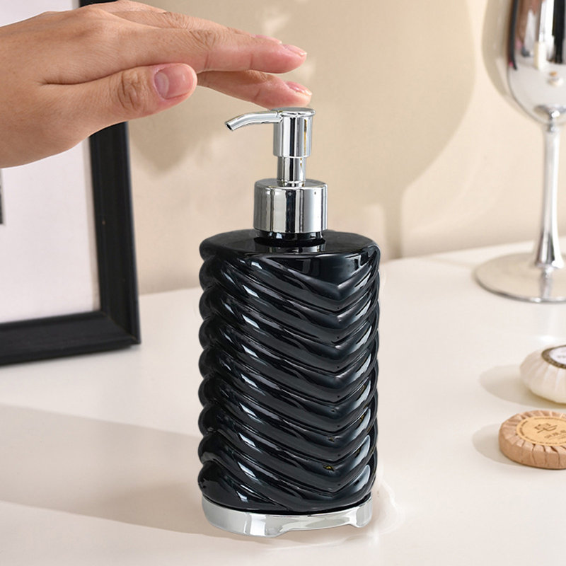 Bouteille d'eau 420 ml Distributeur de mains Bouteille Good Look Hands, Noir