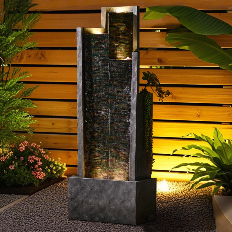 Fontaine en résine avec lumière Meagan