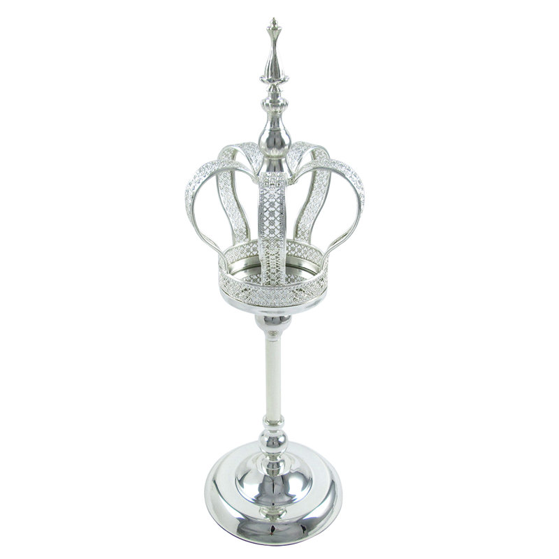 Sculpture couronne royale en métal Shanda, H 20,25 po x l 6 po x P 6 po, Argent