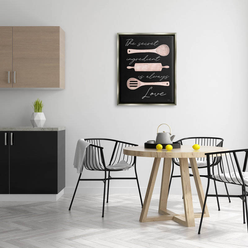 Citation avec ustensiles de cuisine «Secret Ingredient Love» par Lux + Me Designs - impression, H 31 po x l 25 po x P 1,7 po