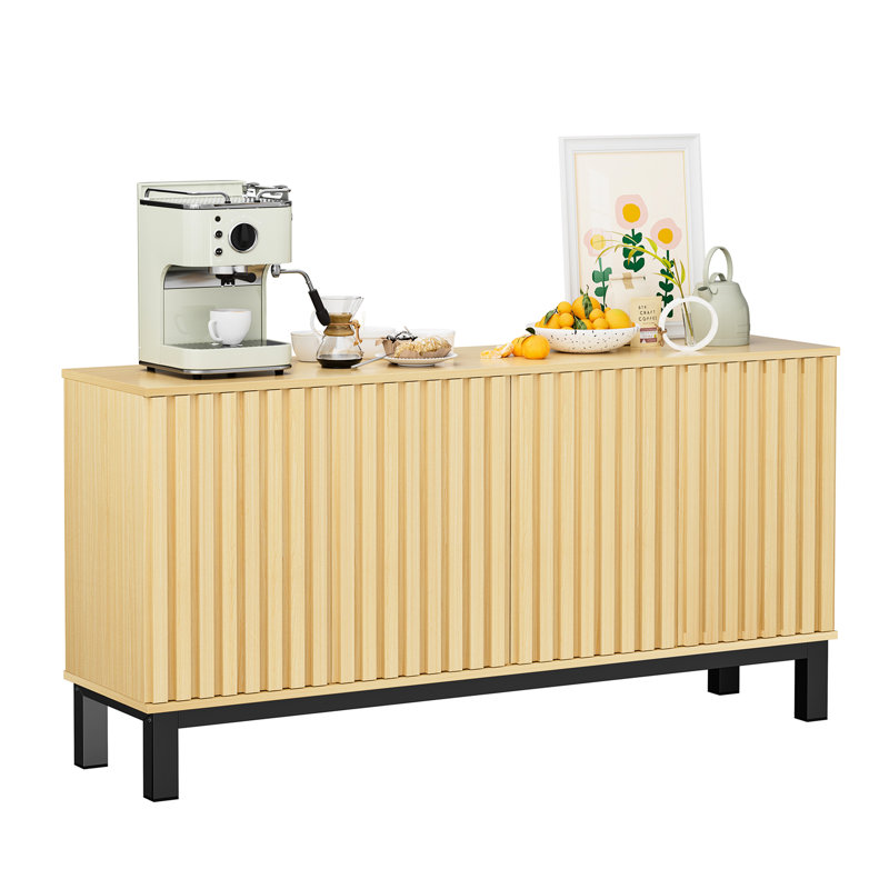 Élégante cannelée avec amplement d'espace de rangement, idéale pour les bars à alcool et le buffet de café, charnières à tablettes réglables, finition noyer