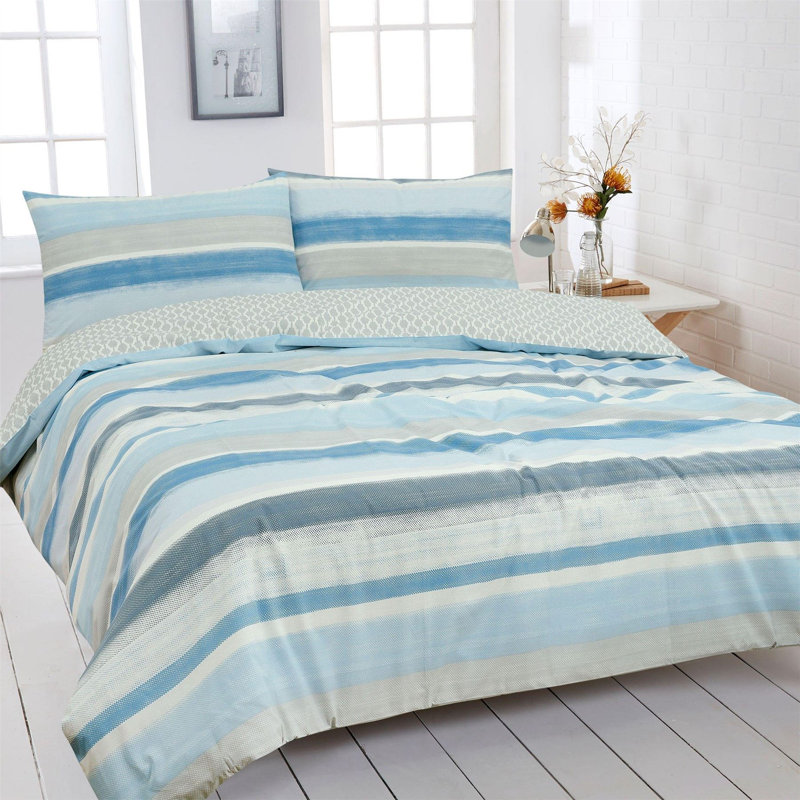 Highland Dunes Octavio Striped Duvet Cover Set with Pillowcases, Double - 2 Standard Pillowcases