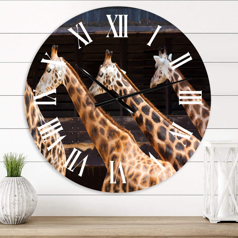 Trois girafes qui courent - horloge murale de ferme, Très petit