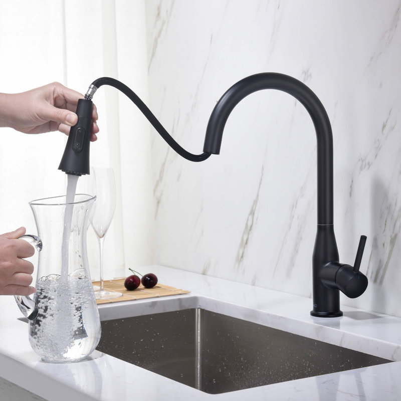Robinet de cuisine à poignée simple avec accessoires Napa KIBI, Sans distributeur de savon, Noir mat