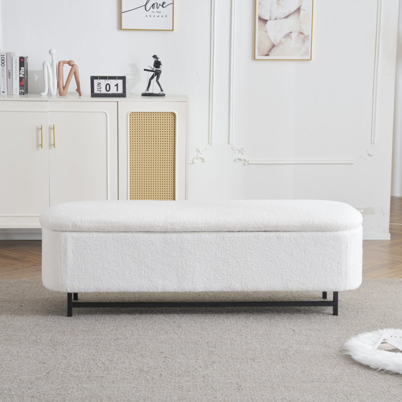 Elegant Ottoman With Spacious Storage Function