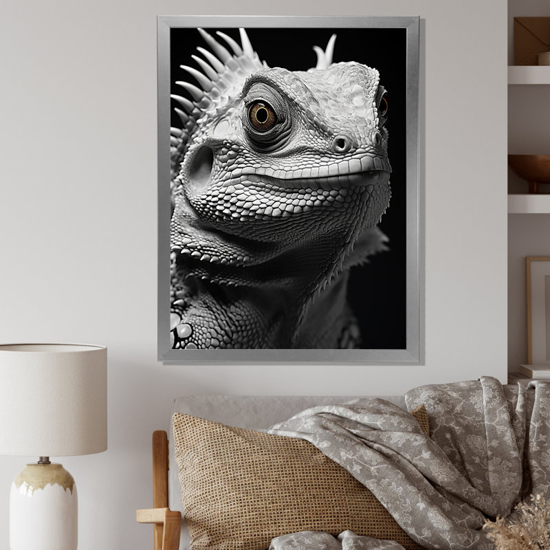 Portrait d'un reptile gris Monifa - impression, H 20 po x l 12 po x P 1 po, Toile avec cadre photo argenté