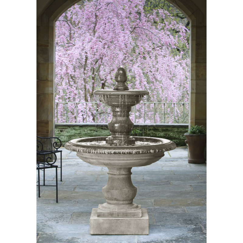 Fontaine en béton San Pietro, Naturel