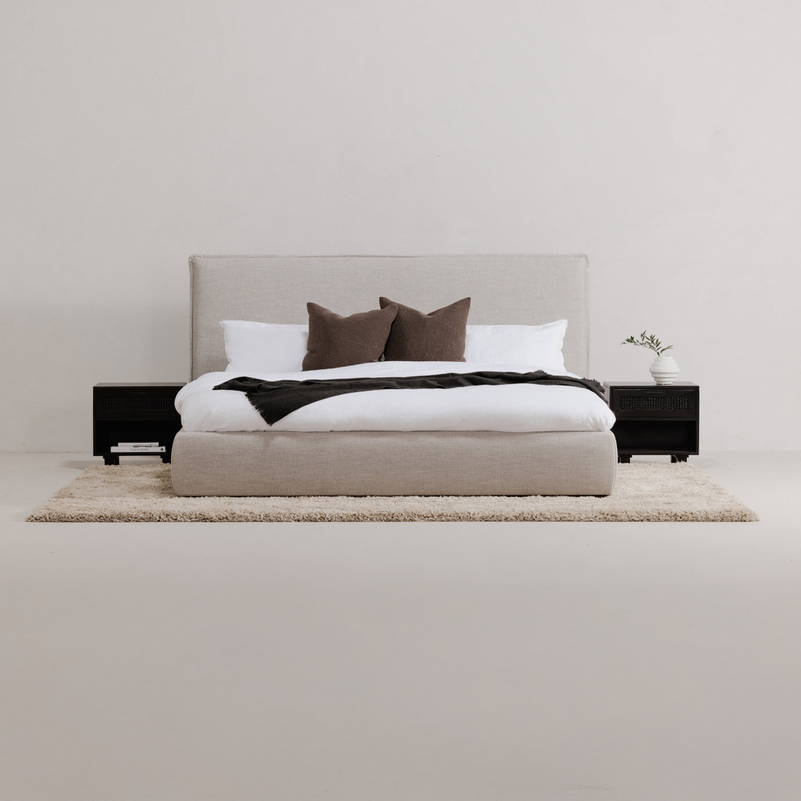 Timothy Upholstered Low Profile Platform Bed, Queen, Light Gray Basketweave, 45.5