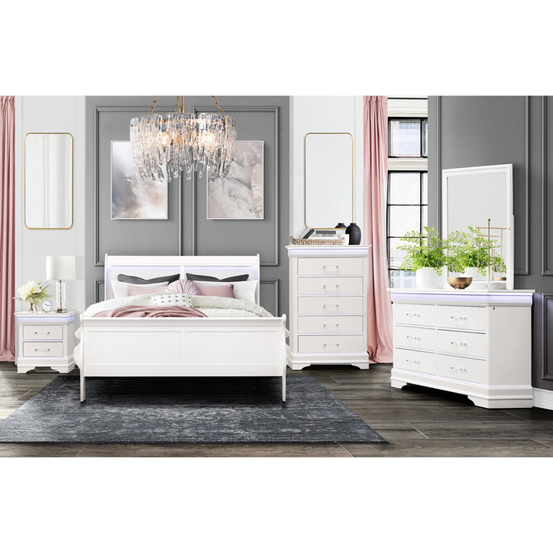 Grand lit à panneau blanc avec design moderne à DEL, en bois massif, sommier tapissier requis, pour la chambre à coucher