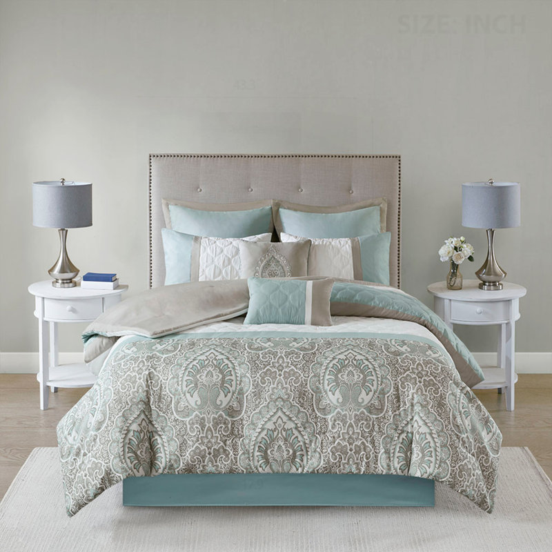 Luxurious Comforter Set for Bedroom Decoration, Enhancing Comfort and Style