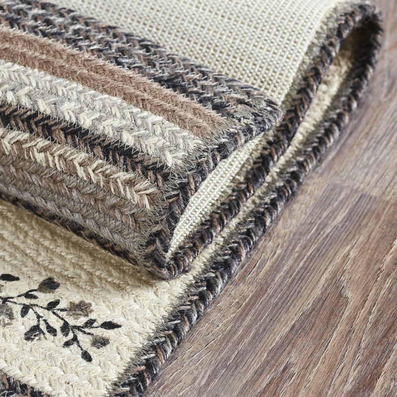 Jevontay Floral Indoor Rug, Half Circle 1'7.5" x 3'