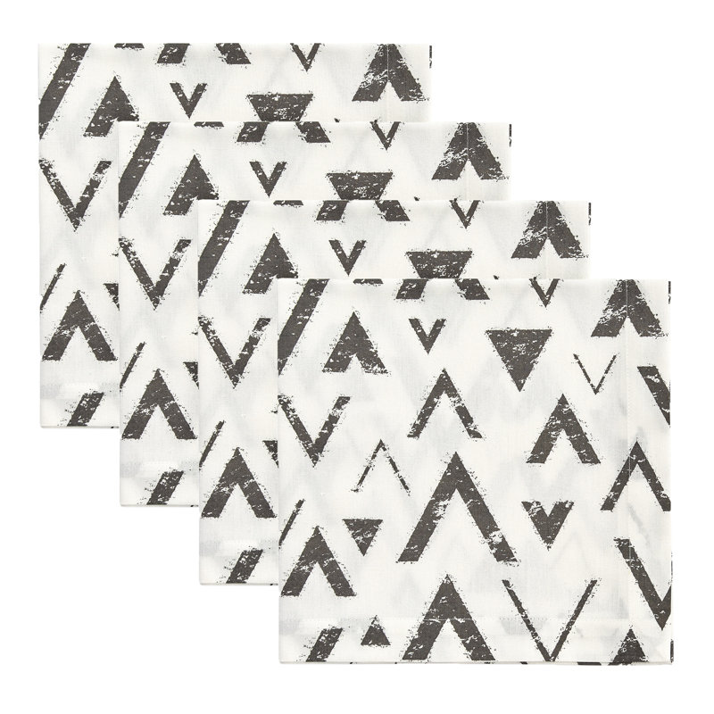  Black Triangles Napkin Set of 4