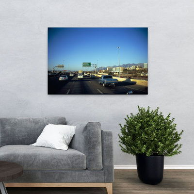 «Trucker Series», circulation sur une autoroute, Interstate 10, Tucson, Pima County, Arizona, États-Unis, art contemporain abstrait, art mural de la ville