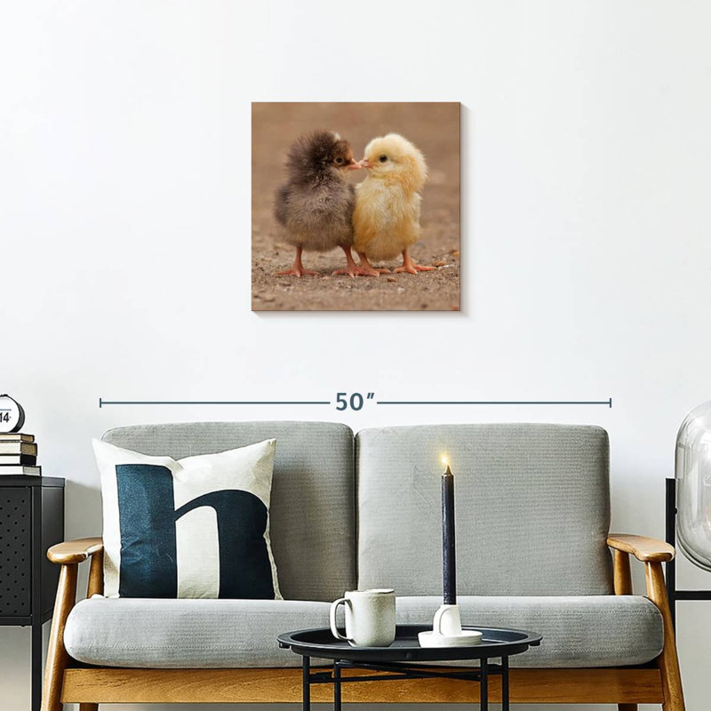Crowle picorant des poussins, H 20 po x l 20 po