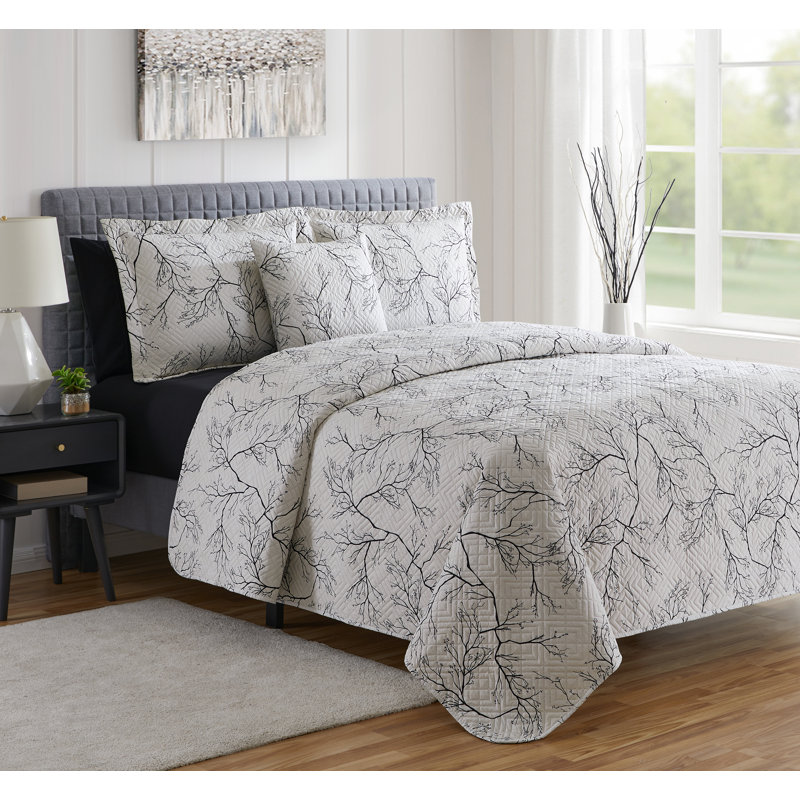 Clara Clark Bedspread Quilt Set with Fitted Sheet and Pillow Shams, Twin Quilt + 4 Additional Pieces, Black
