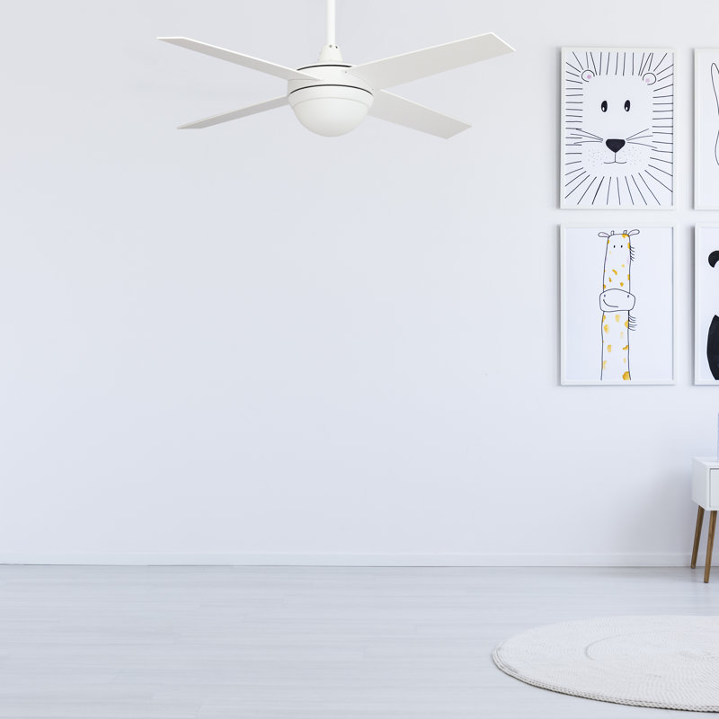 Ventilateur de plafond intelligent 4 pales 48 pouces avec DEL et flux d'air réversible