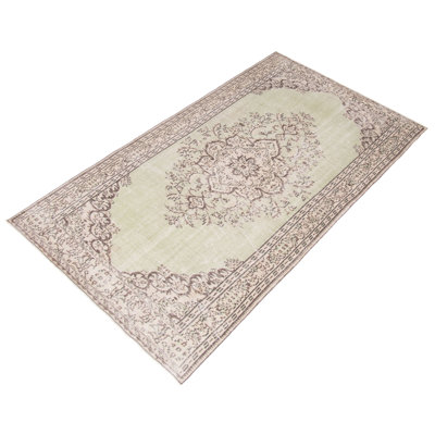 Tapis transitionnel de couleur vert clair 5 pi 8 po x 9 pi 3 po