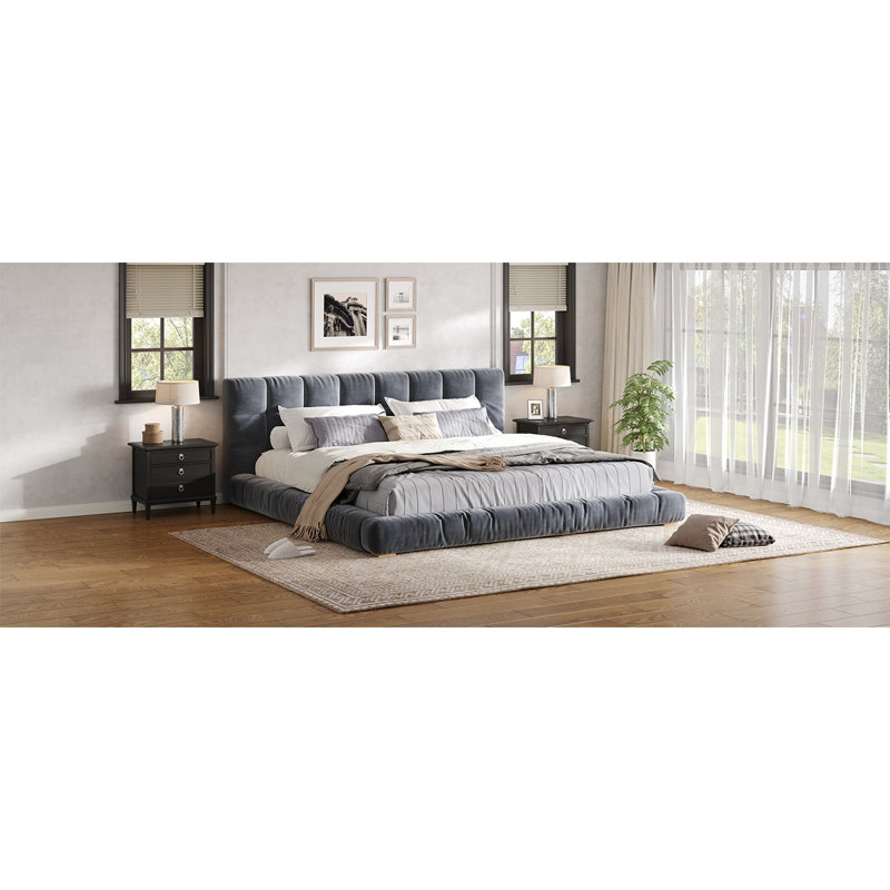 Très grand lit plateforme en velours avec tête de lit capitonnée, lit moderne à profil bas avec support à lattes robuste, pas de sommier tapissier, lit moelleux de luxe pour la chambre à coucher, gris