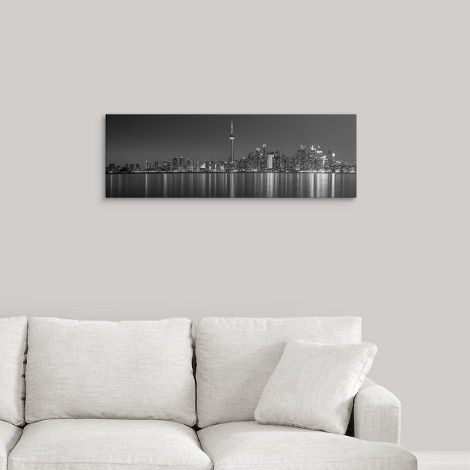«Toronto City Skyline with CN Tower at Night», reproduction de photo, H 16 po x l 48 po x p 1,5 po, Toile
