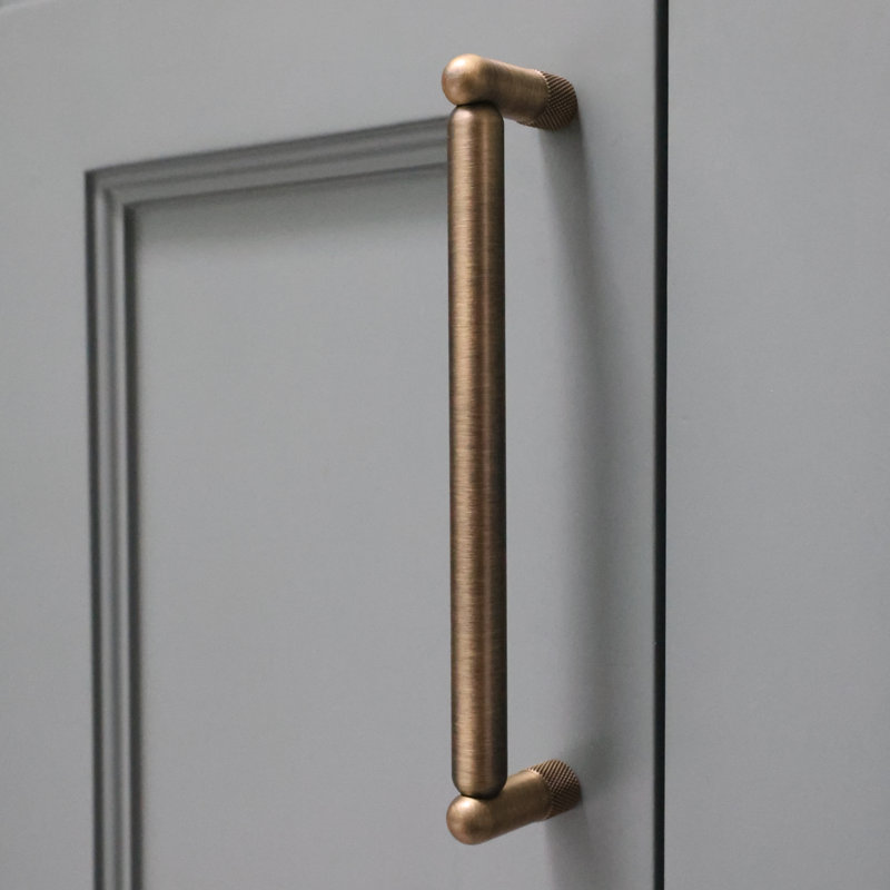 Knurled Bar / Handle Pull, 6", Aged Brass