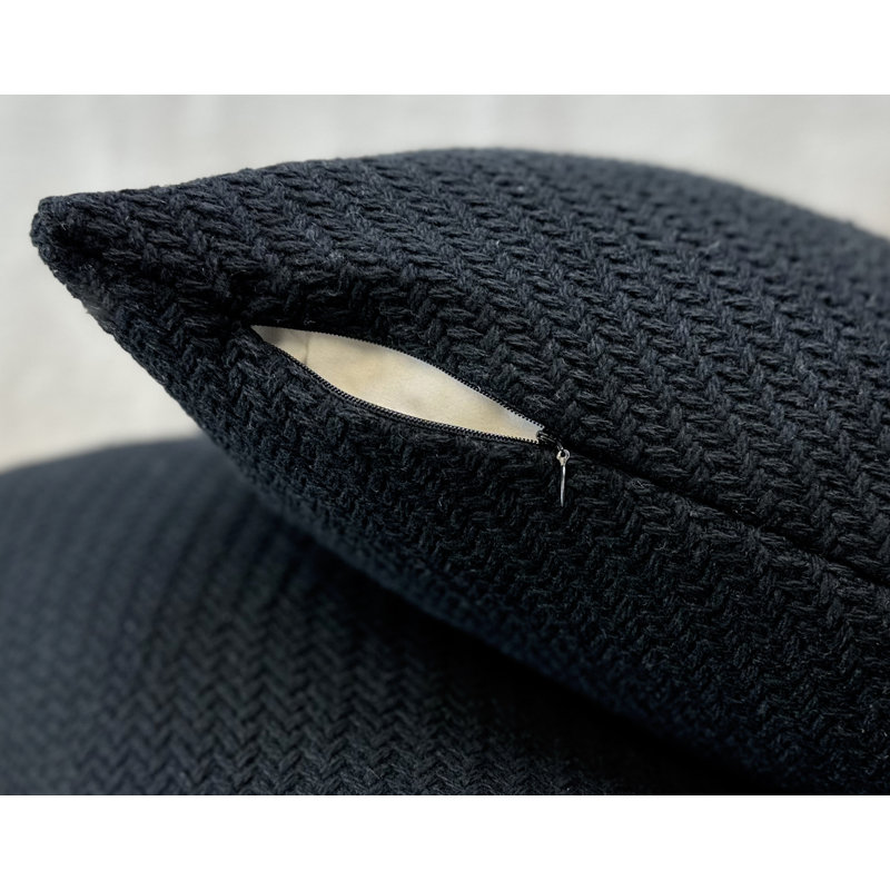 Housse de coussin en polyester texturé, 12 po x 24 po, Noir