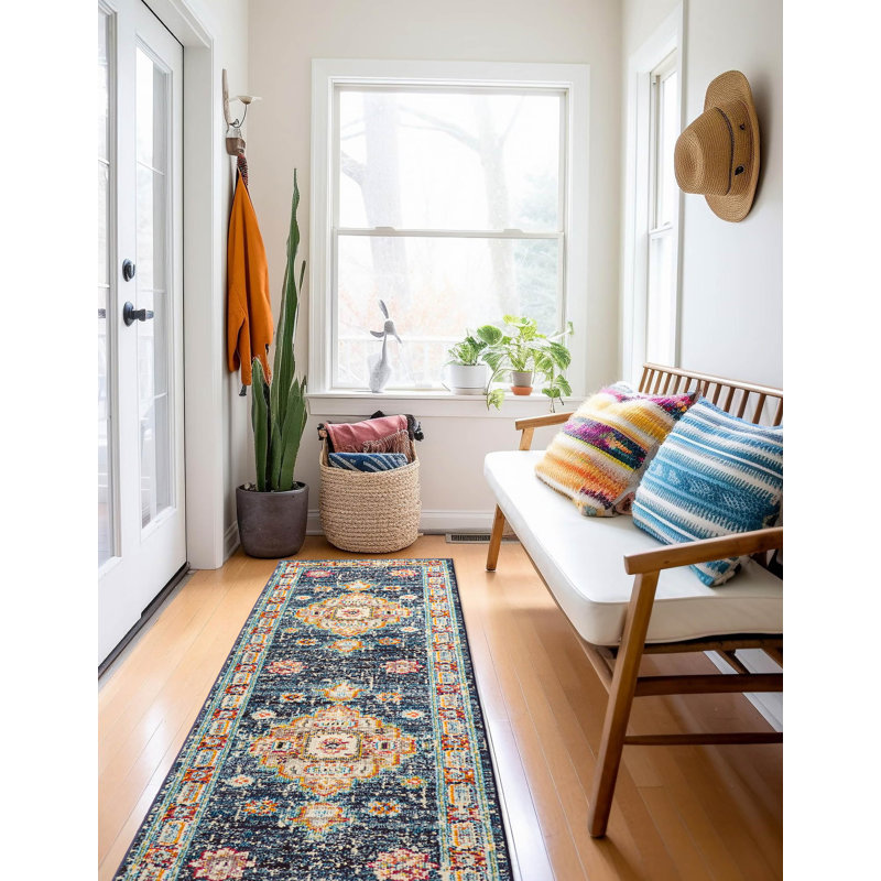 Tapis bleu marine Lotus 2 pi 8 po x 8 pi 2 po, Tapis de couloir 2 pi 8 po x 8 pi 2 po